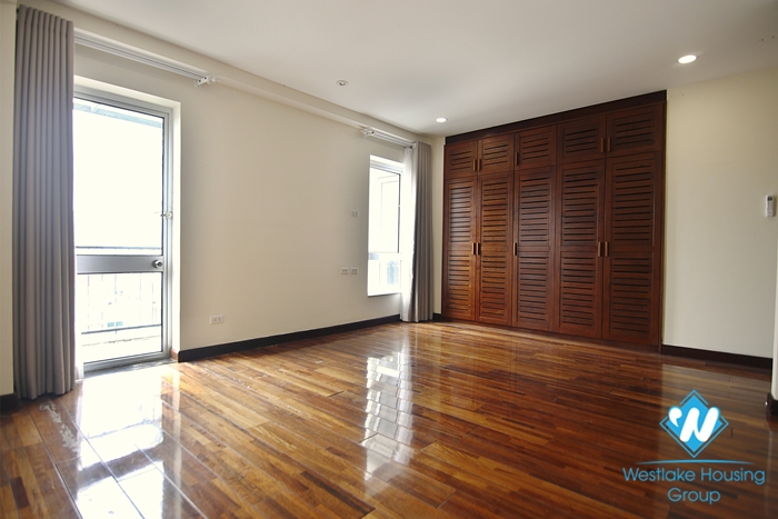 Four-room ambassador-sized apartment for rent in a quiet alley in the heart of Hoan Kiem district